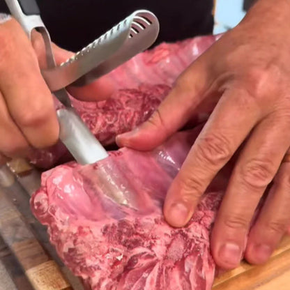 🍖 Rozsdamentes acél BBQ bordanyúzó – Csúszásmentes markolat, gyors bőrtávolítás – Hatékony kiegészítő grillezéshez, sütéshez 🔪