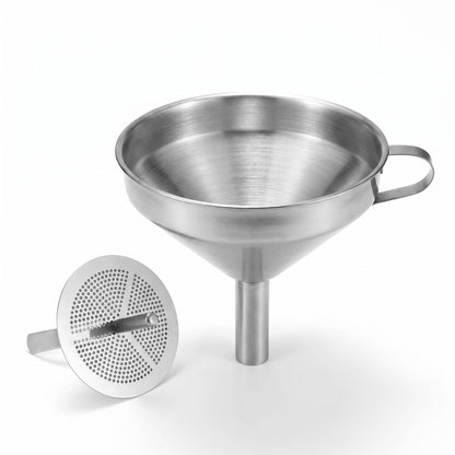 🔥 Tiszta öntés, szűretlen élvezet – rozsdamentes acél tölcsér beépített szűrővel, ami minden cseppet kifog 💧