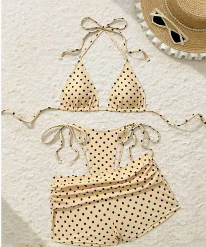 👙 Pöttyös háromszög bikini alsó oldalt megkötővel – a 3 részes szett, amit a nyaraláson is imádni fogsz 🌊